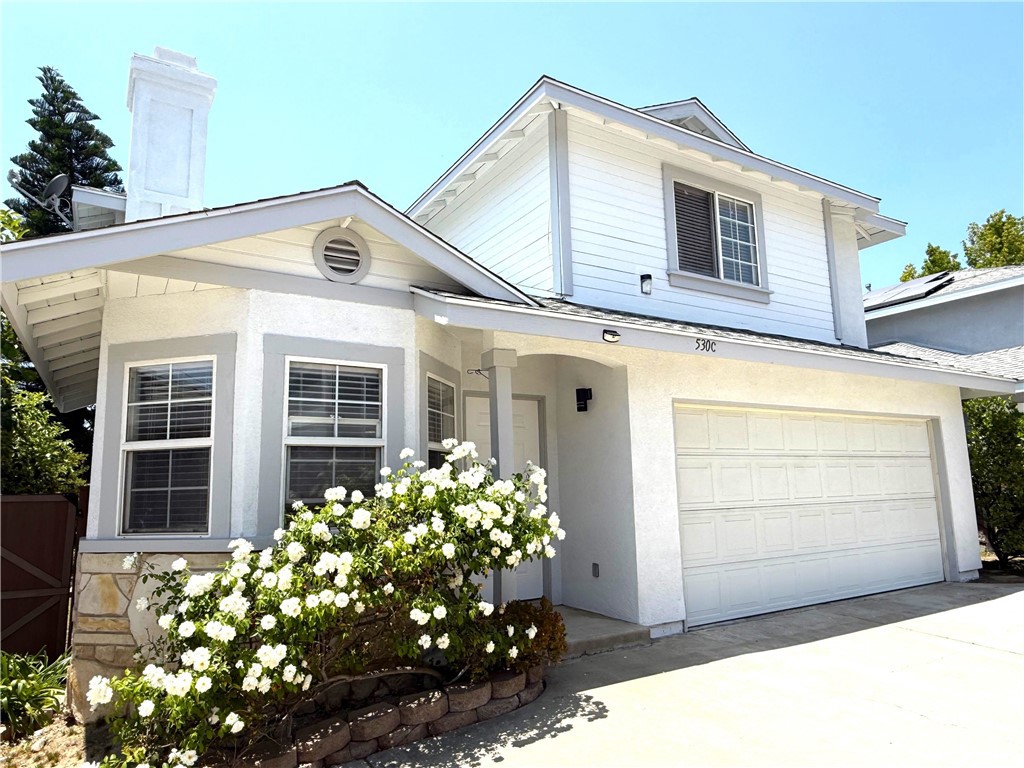 530 Diamond Street C Property Photo 1