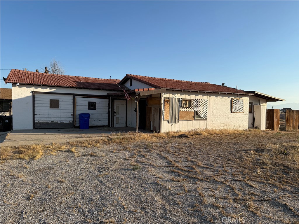 22449 Ottawa Road Property Photo 1