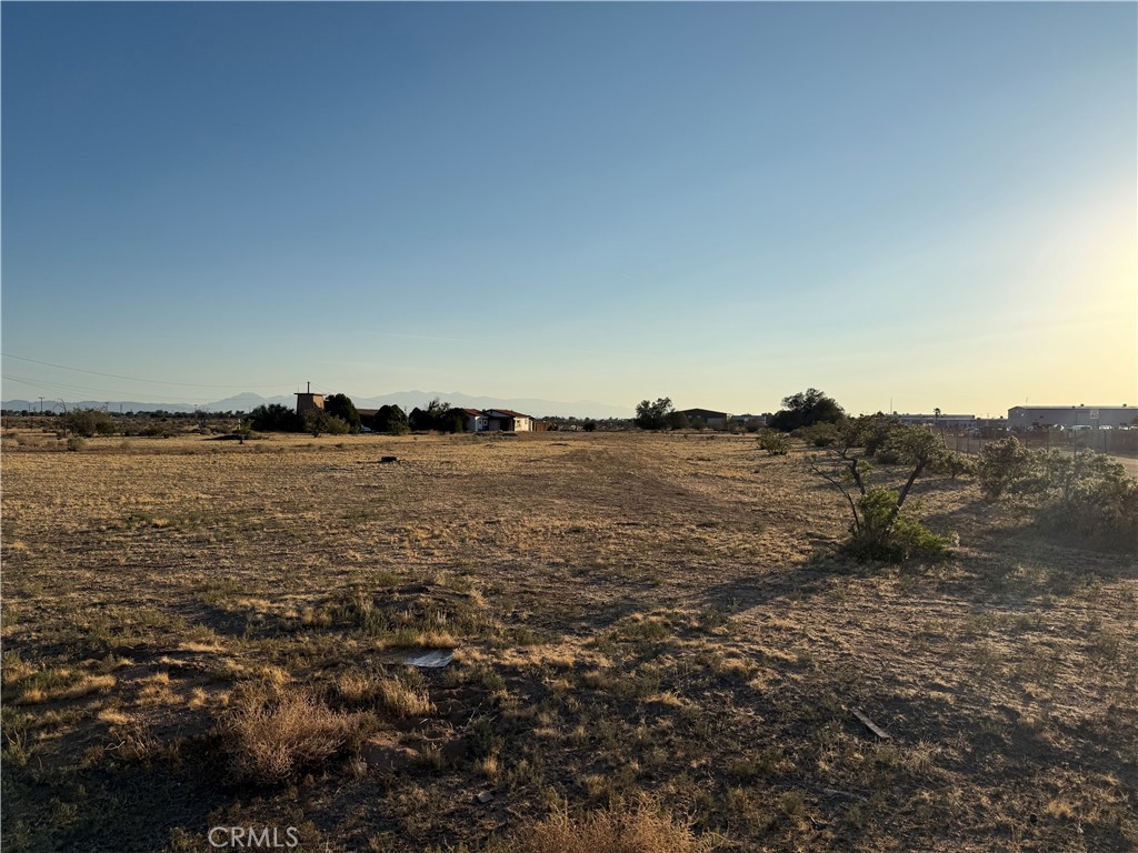 22449 Ottawa Road Property Photo 3
