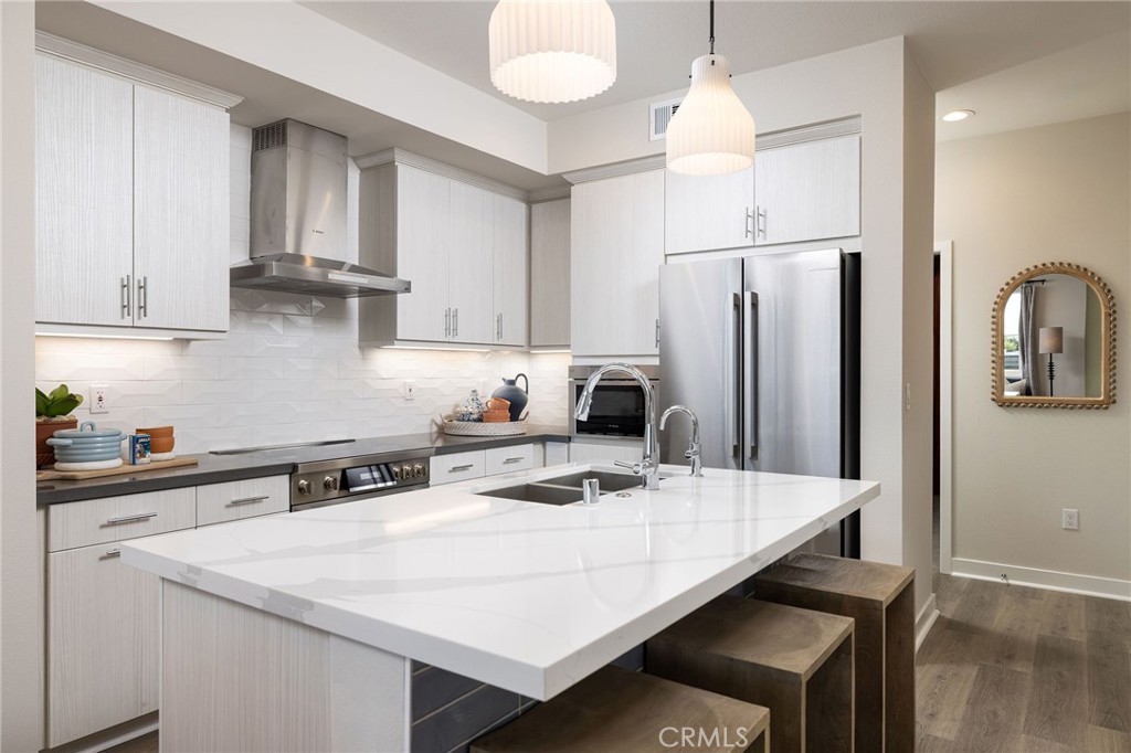 107 N First Avenue Property Photo 1