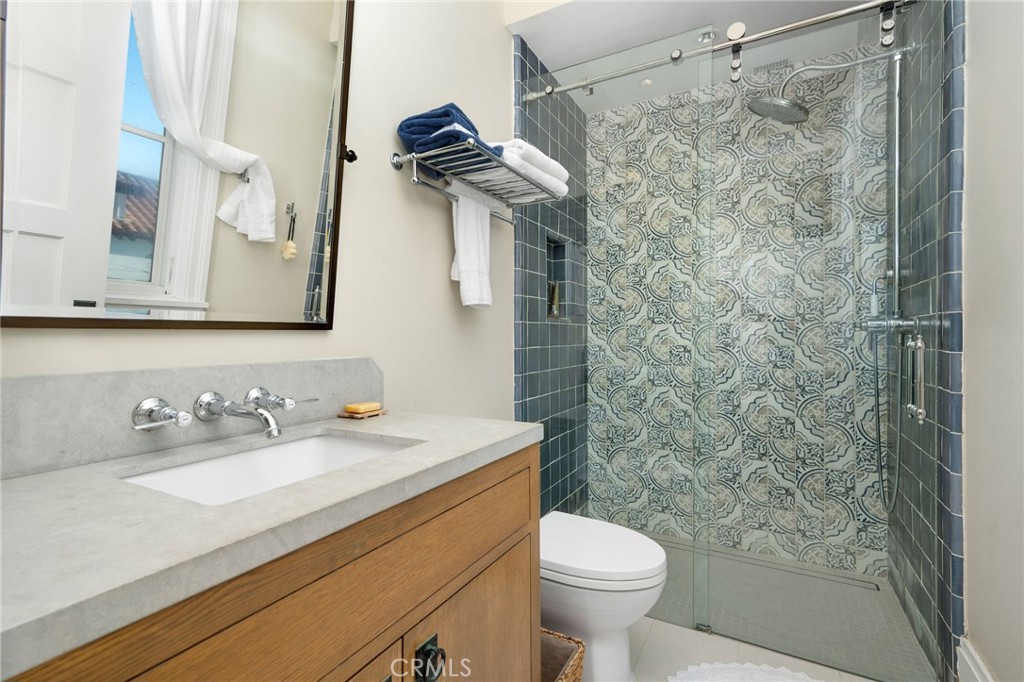 35167 Beach Road Property Photo 7