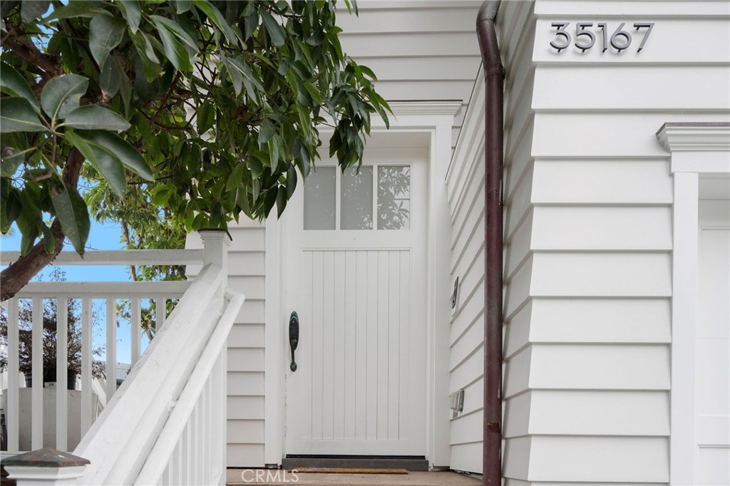 35167 Beach Road Property Photo 17