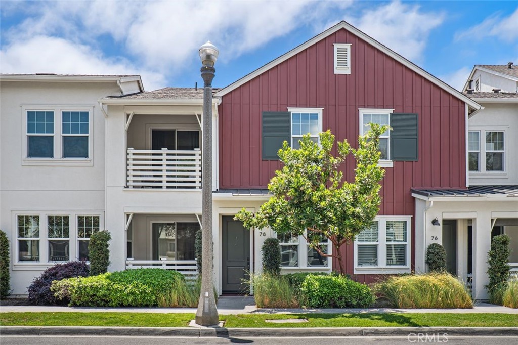78 Patria Property Photo 1
