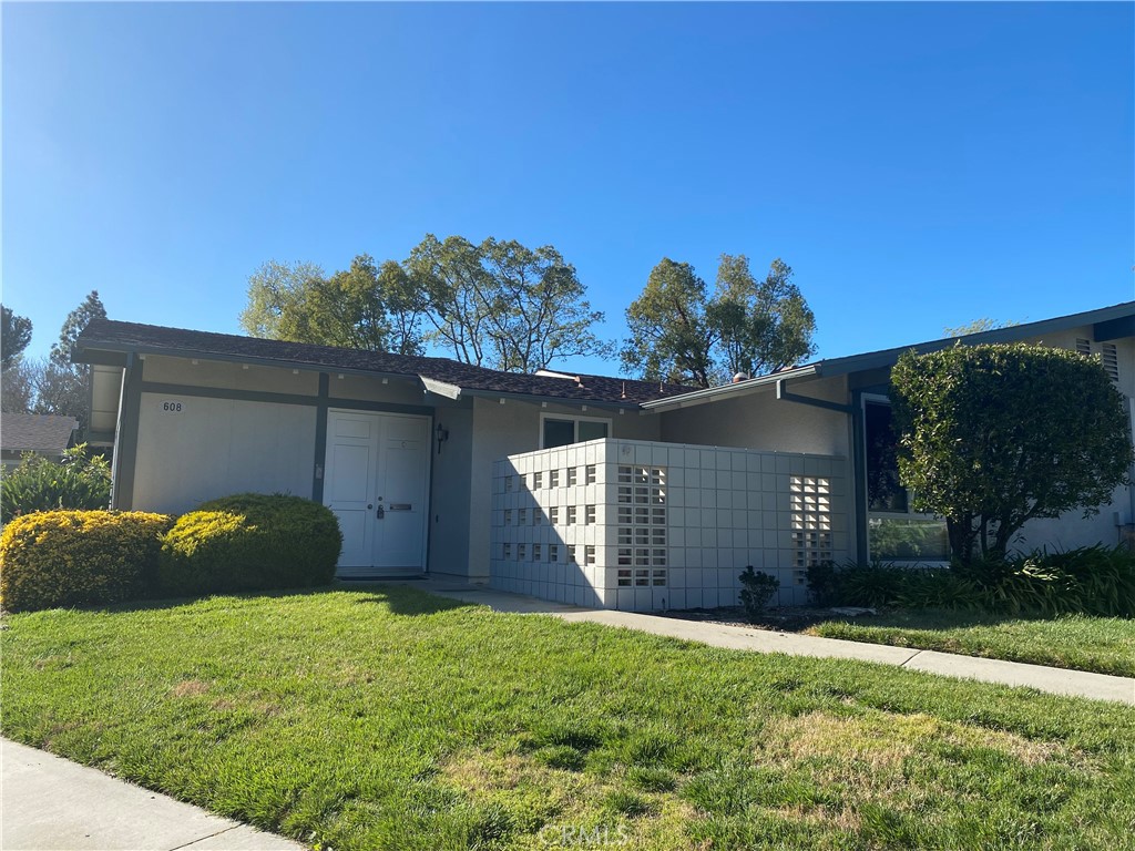 608 Avenida Sevilla C Property Photo 1