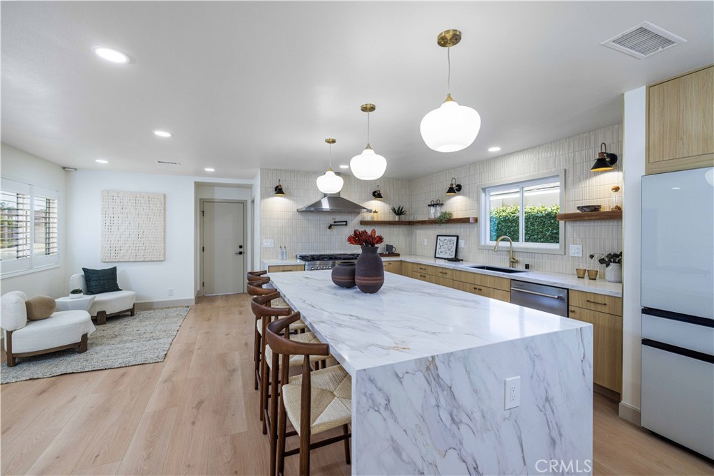 9792 La Arena Circle Property Photo 13