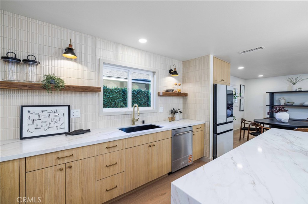 9792 La Arena Circle Property Photo 14