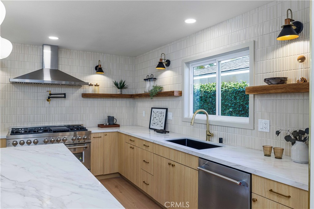 9792 La Arena Circle Property Photo 15