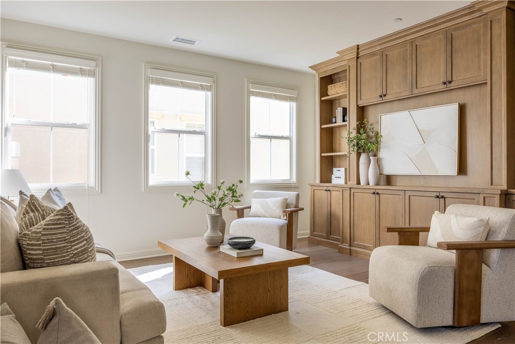 17 Heliotrope Property Photo 1