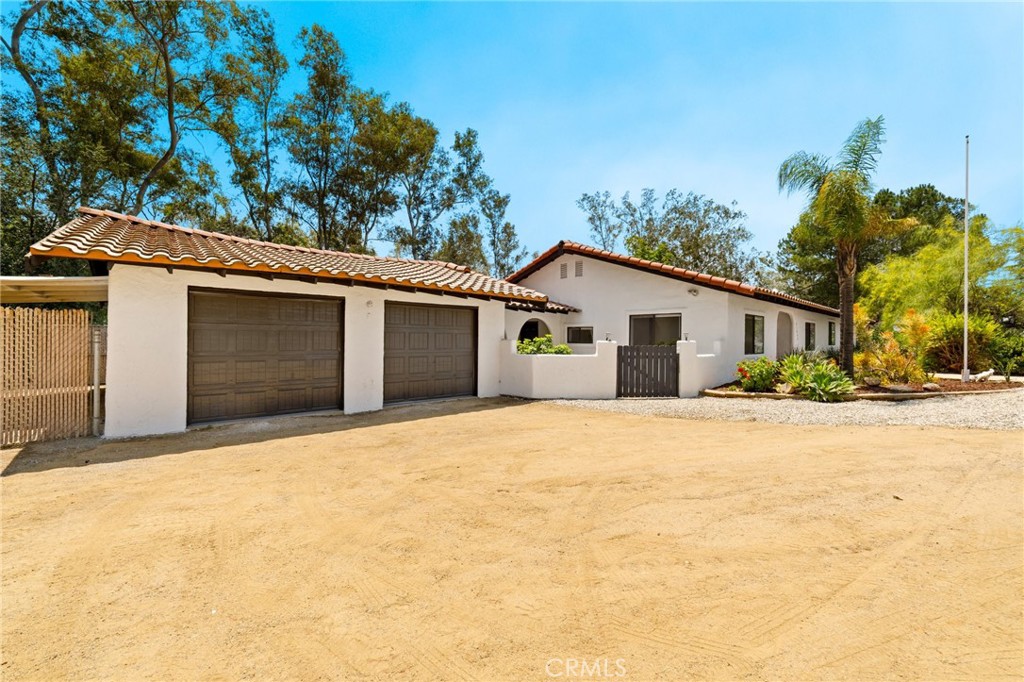 21885 Lake Mathews Drive Property Photo 1