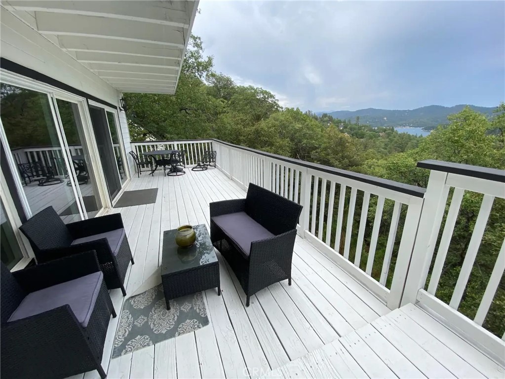 27547 Alpen Drive Property Photo 6
