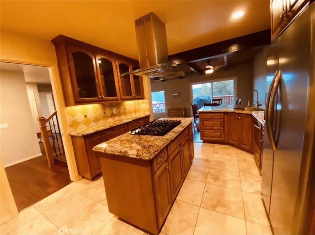 27547 Alpen Drive Property Photo 10