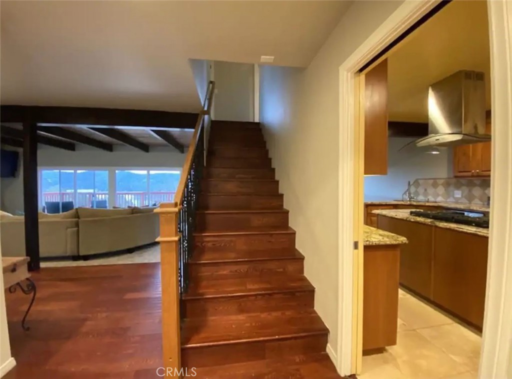 27547 Alpen Drive Property Photo 11