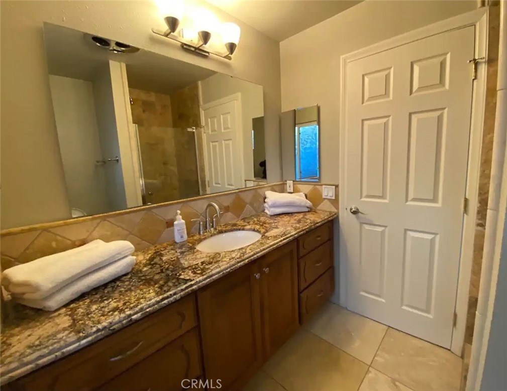 27547 Alpen Drive Property Photo 12