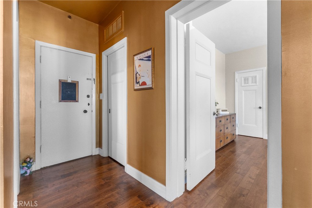 800 E Ocean Boulevard 201 Property Photo 3