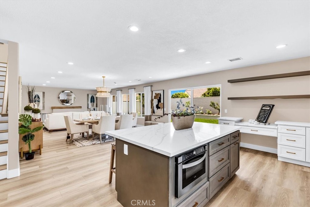 22461 Silver Spur Property Photo 1