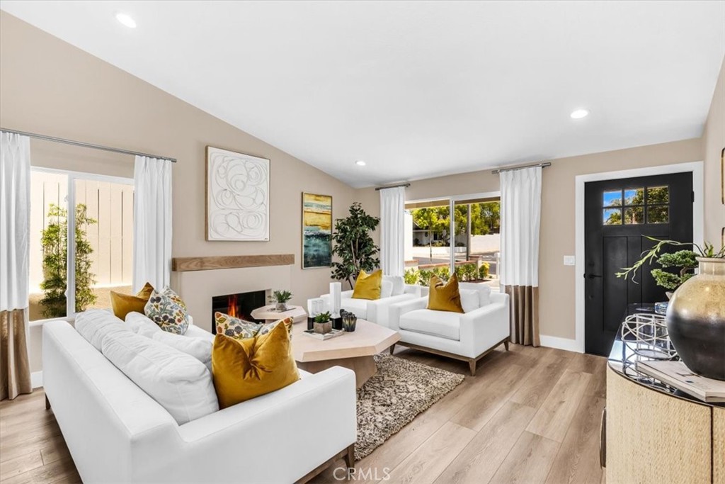 22461 Silver Spur Property Photo 4
