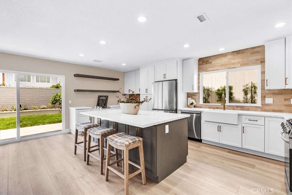 22461 Silver Spur Property Photo 6