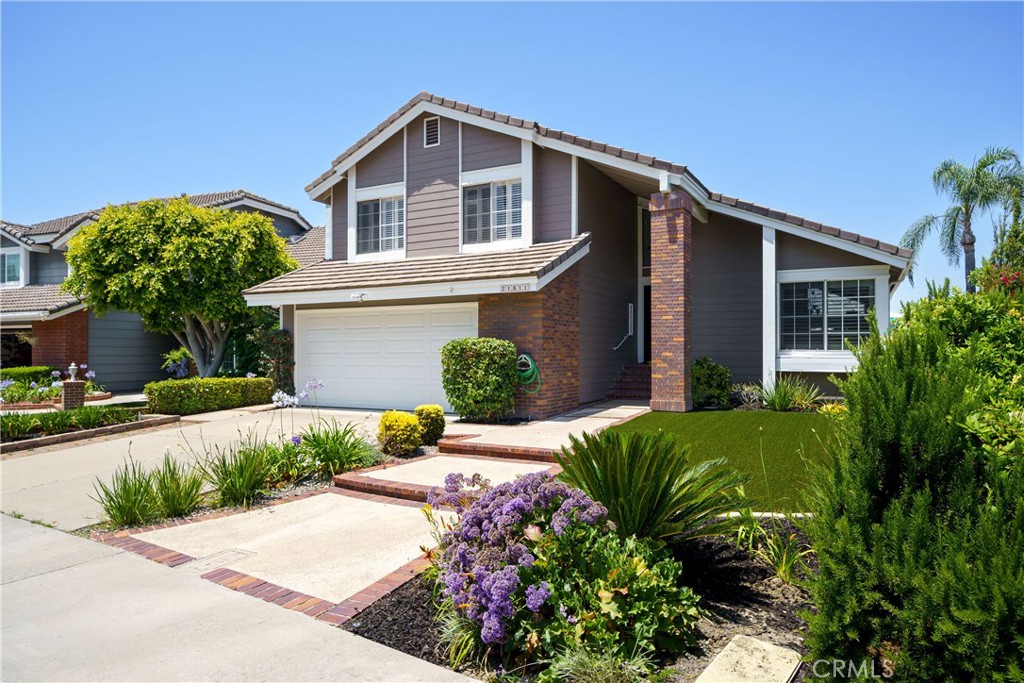 21811 Calatrava Property Photo 1