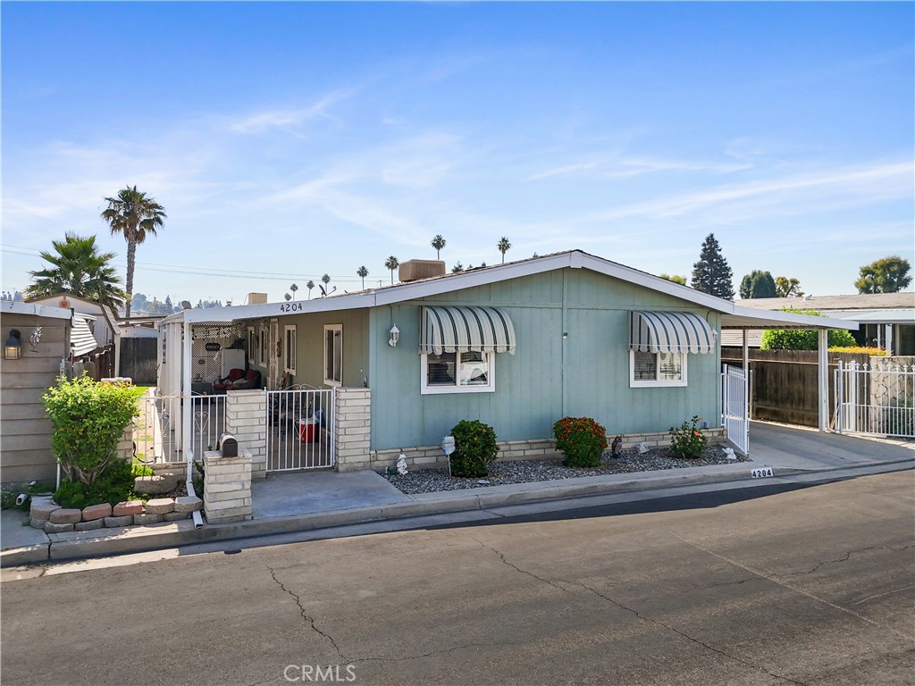4204 King Arthur Ct Property Photo 1