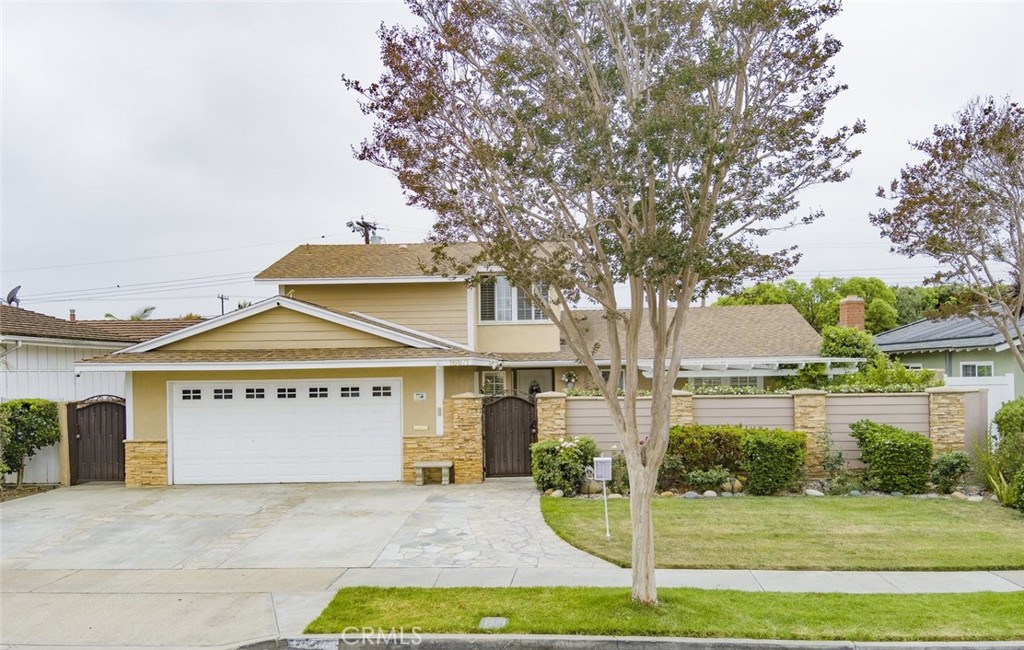 16671 Cedar Circle Property Photo 1