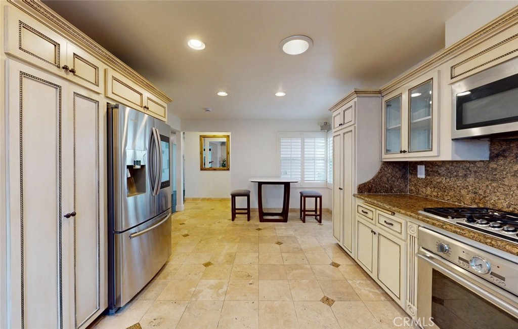 16671 Cedar Circle Property Photo 11