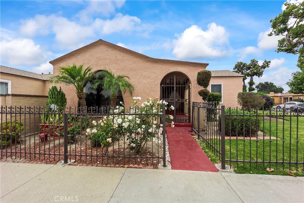 621 S Burris Avenue Property Photo 1