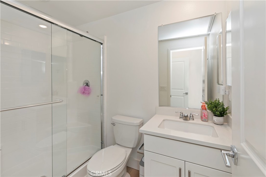 16707 Island Oak Street Property Photo 15