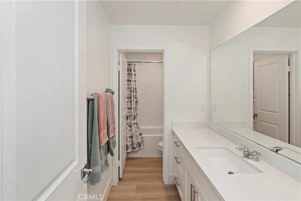 16707 Island Oak Street Property Photo 33