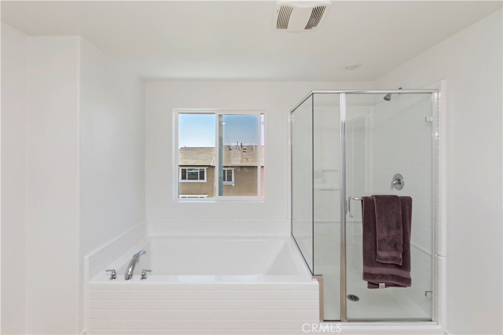 16707 Island Oak Street Property Photo 39