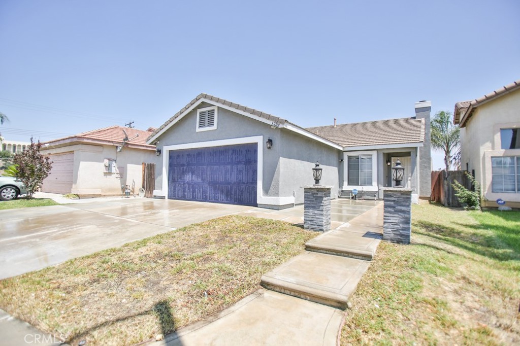 1385 Orange Grove Avenue Property Photo 1