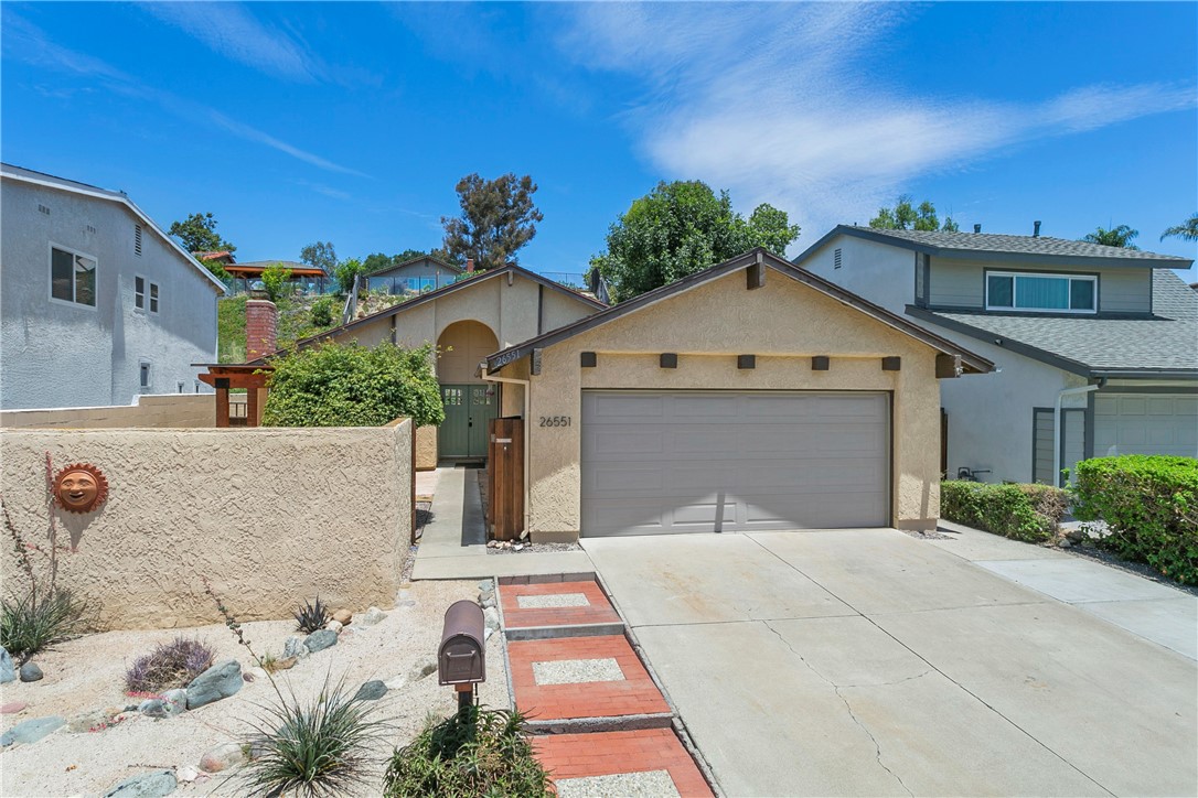 26551 Fresno Dr Property Photo 1