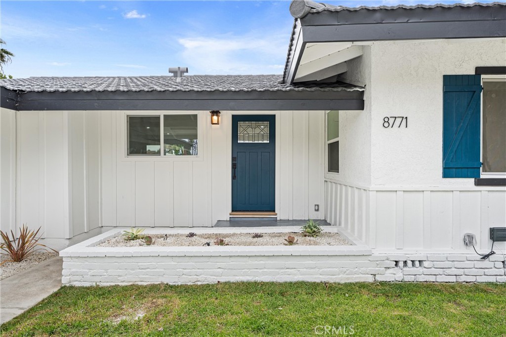8771 La Grand Avenue Property Photo 5