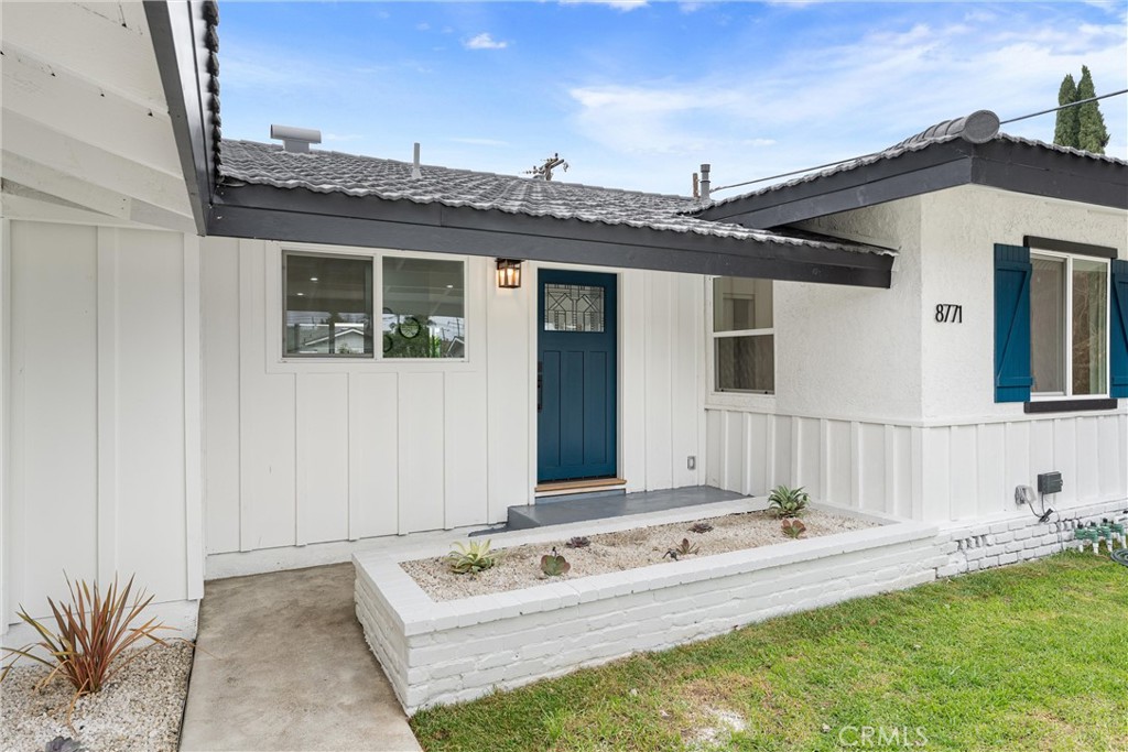 8771 La Grand Avenue Property Photo 6