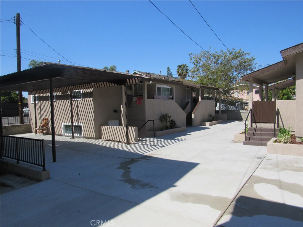 133 S Melrose Street Property Photo 8