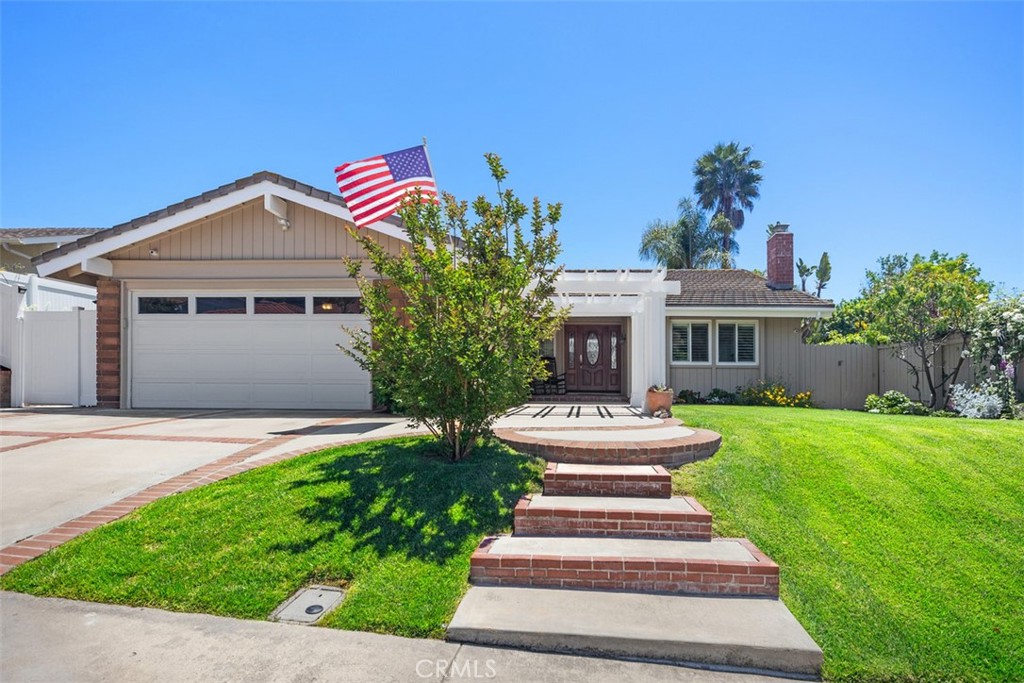 26536 Morena Drive Property Photo 1