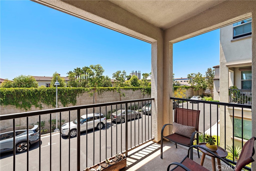 527 S Motif Street Property Photo 13