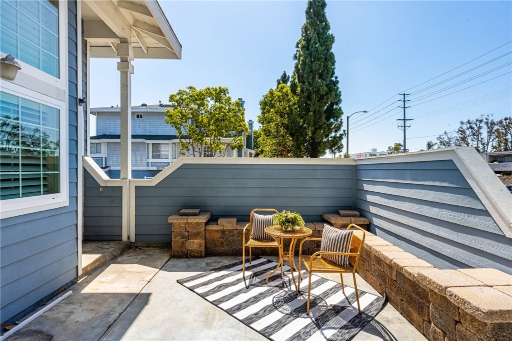 8115 Surfline Drive A Property Photo 4