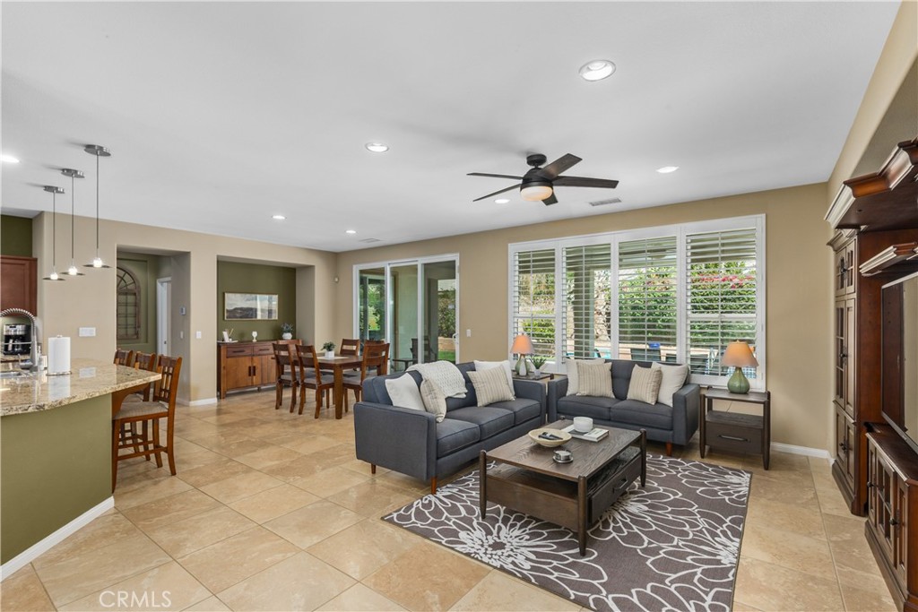 81880 Golden Star Way Property Photo 4