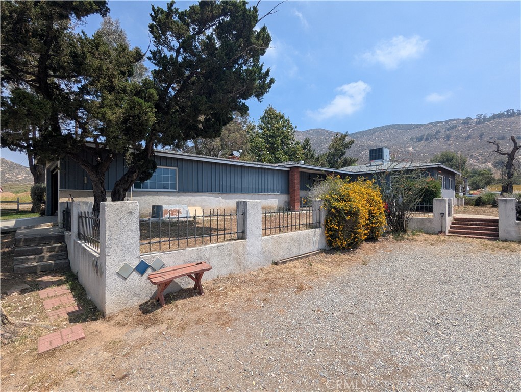 8974 Pigeon Pass Road Property Photo 1