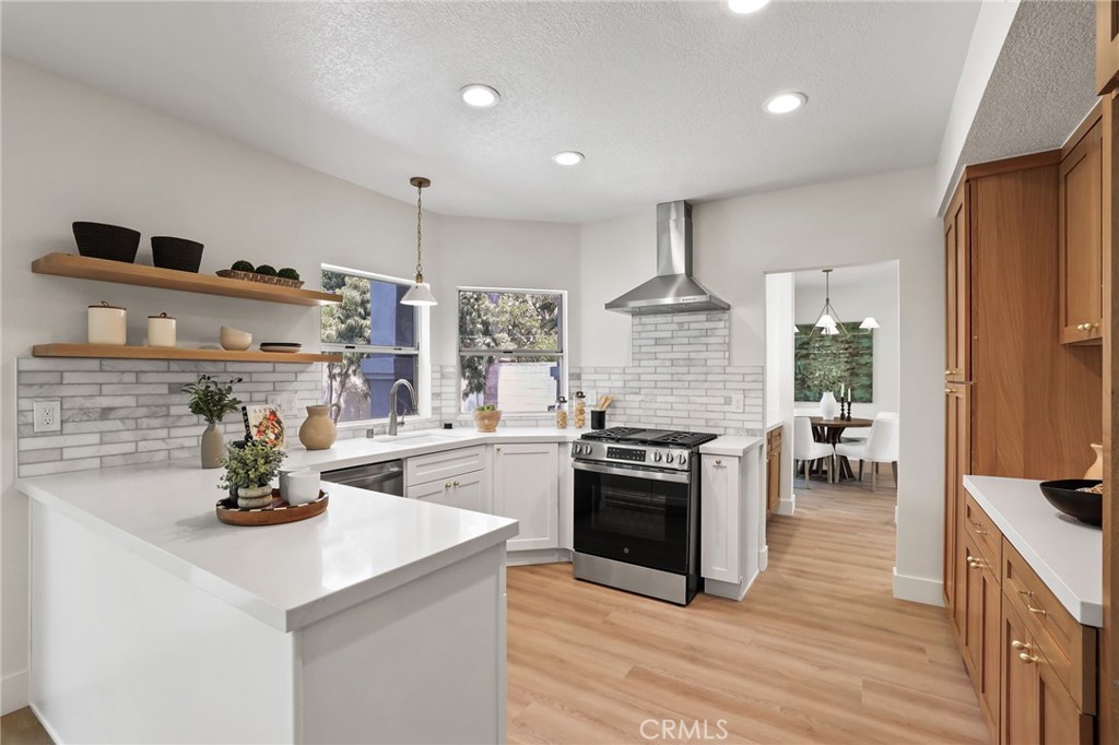1602 Sea Horse Circle Property Photo 1