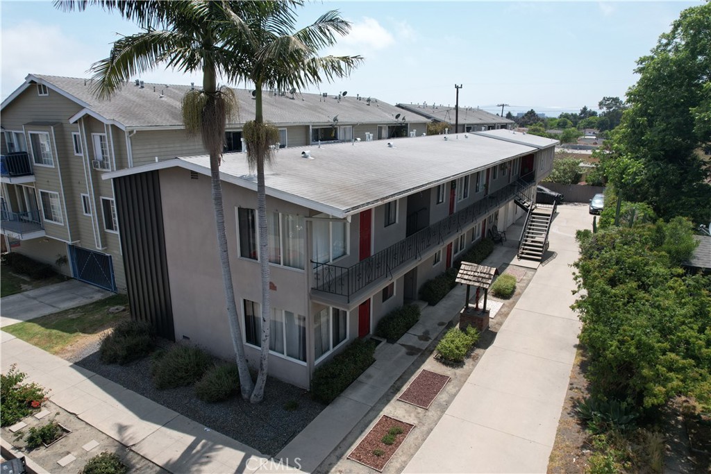 1445 Coronado Avenue Property Photo 1