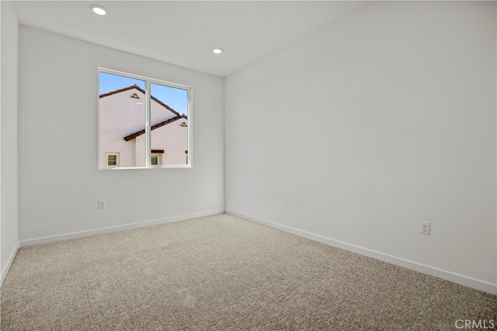 1080 Foothill Boulevard Property Photo 8