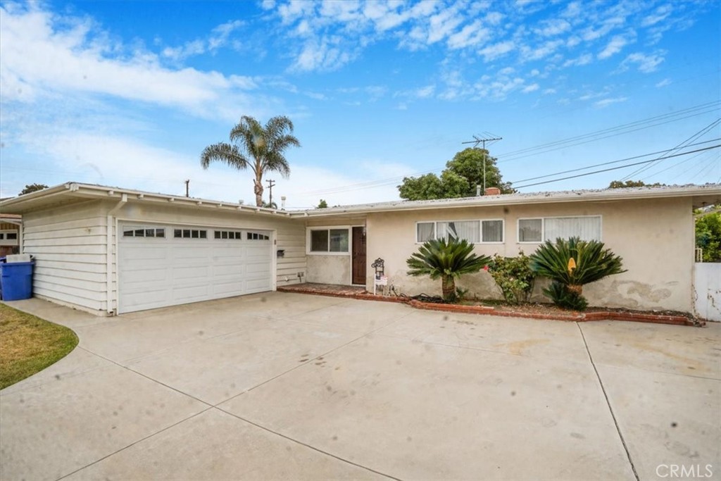 10506 Tigrina Avenue Property Photo 1
