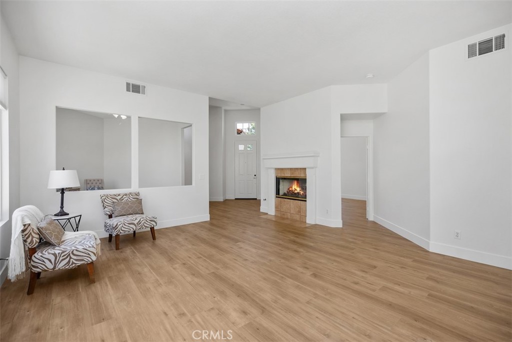 17 Yale Court Property Photo 9