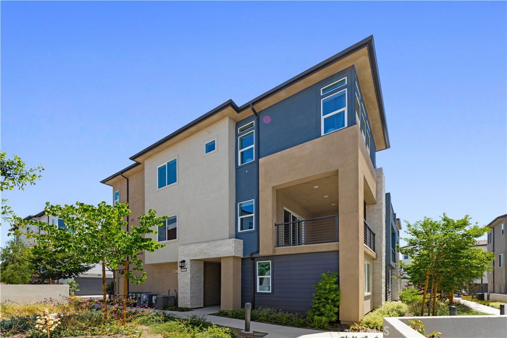 146 Abacus Property Photo 1