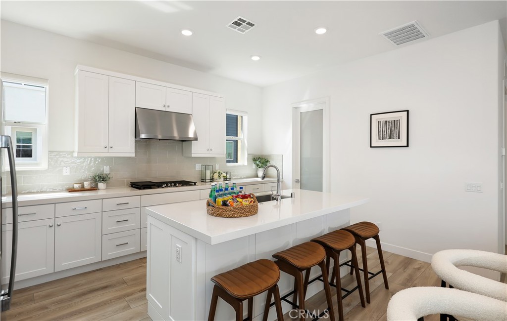 146 Abacus Property Photo 12