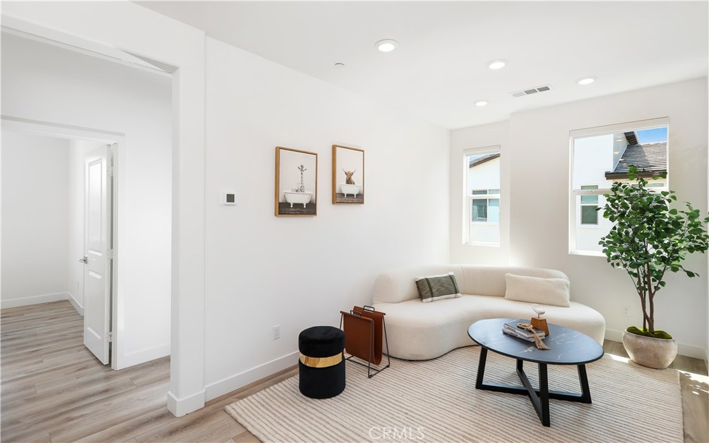146 Abacus Property Photo 20