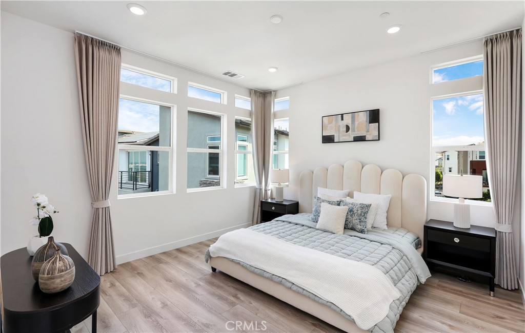 146 Abacus Property Photo 21