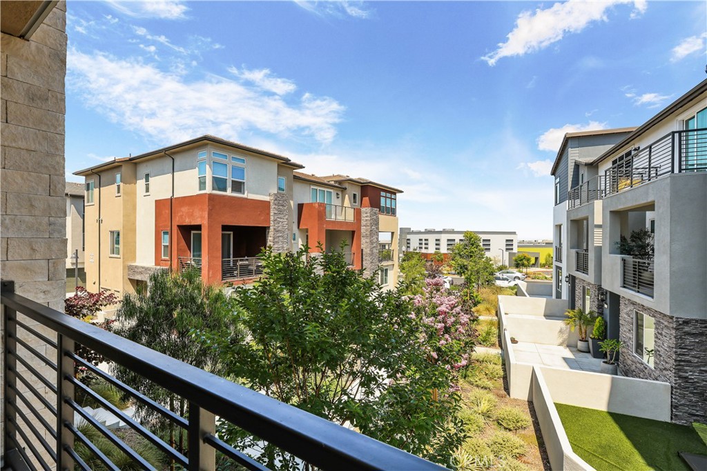 146 Abacus Property Photo 31