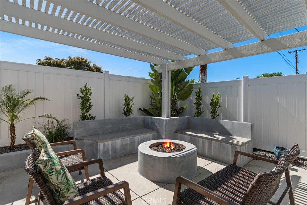 5337 Canehill Avenue Property Photo 4